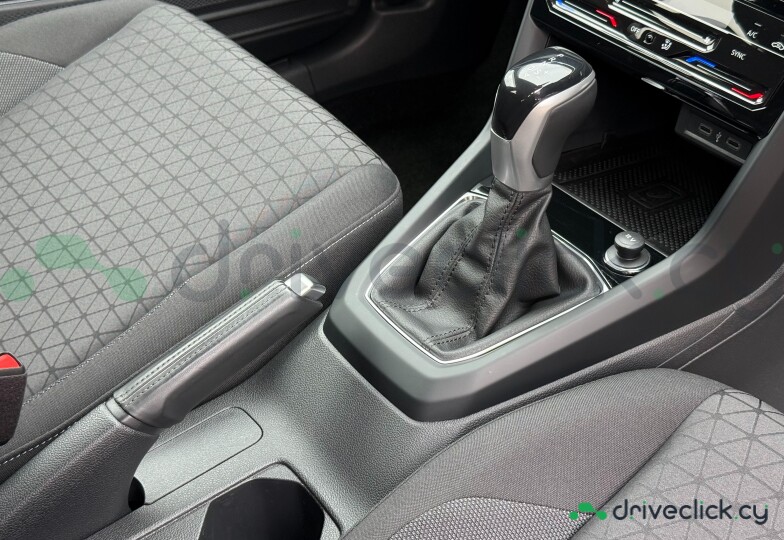 Volkswagen T-Cross Black