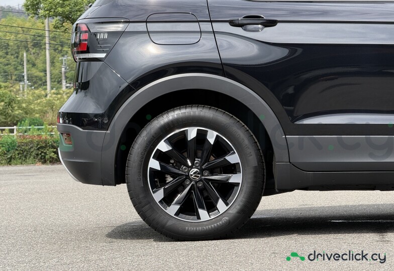 Volkswagen T-Cross Black