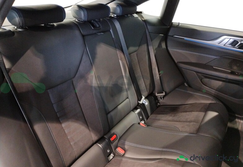 BMW i4 Black