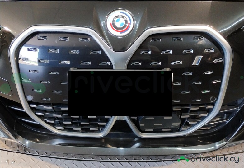 BMW i4 Black