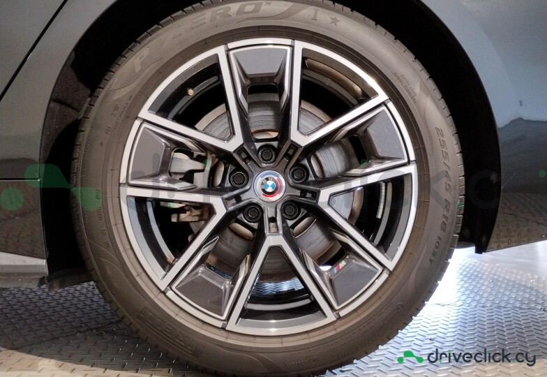 BMW i4 Black