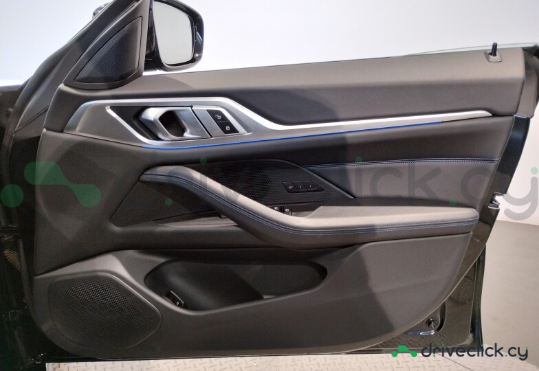 BMW i4 Black