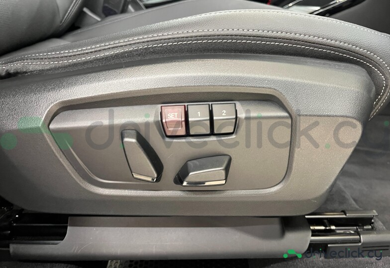 BMW X1 White