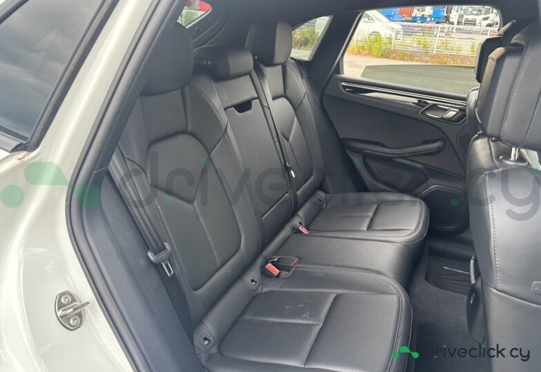 Porsche Macan Белый
