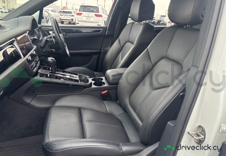 Porsche Macan Белый