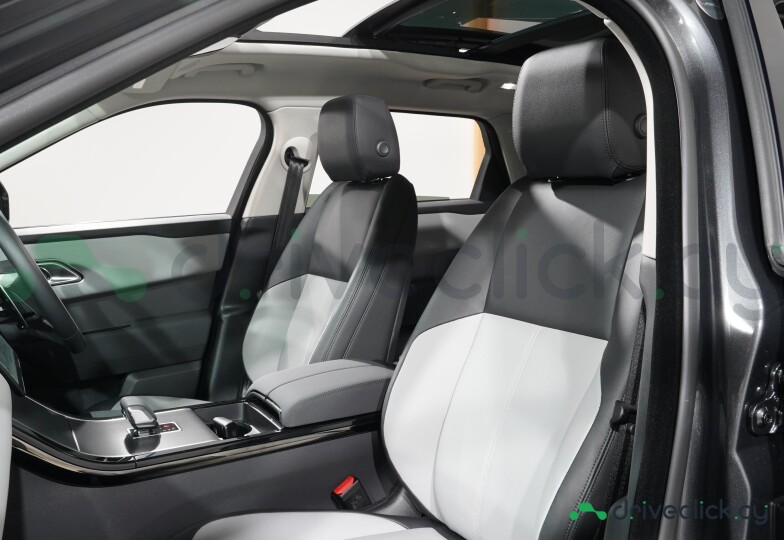 Land Rover Range Rover Velar Grey
