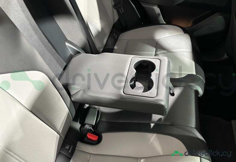 Land Rover Range Rover Velar Grey