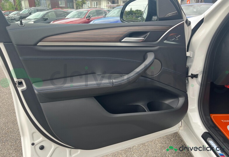 BMW iX3 Белый