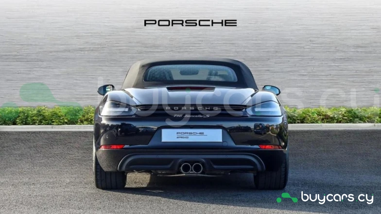 Porsche 718 Boxster Black