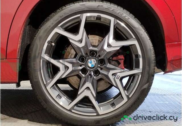 BMW X2 Красный