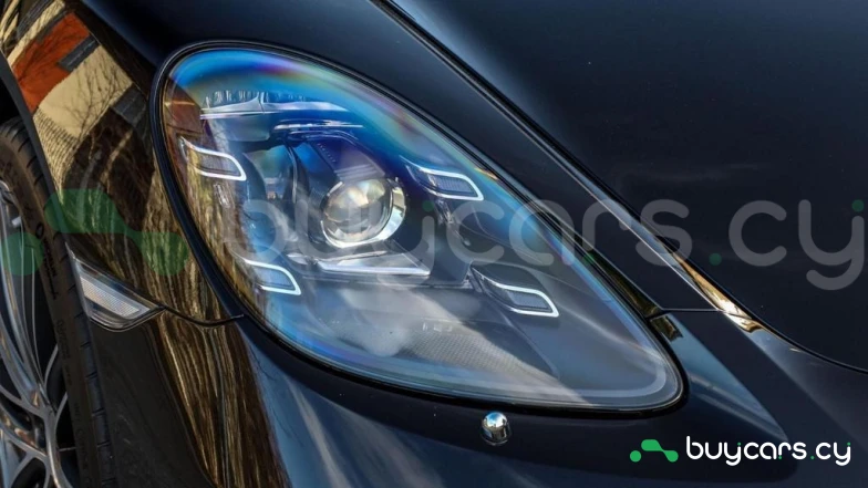 Porsche 718 Boxster Black