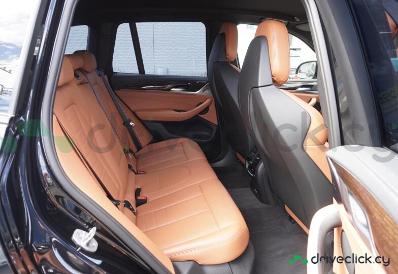 BMW X3 Черный