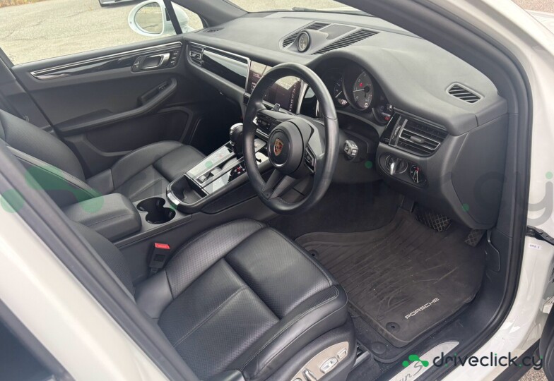 Porsche Macan Белый