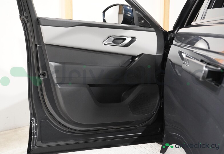 Land Rover Range Rover Velar Grey