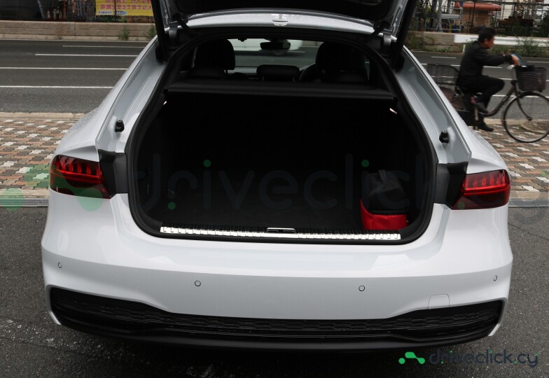 Audi A7 Серый