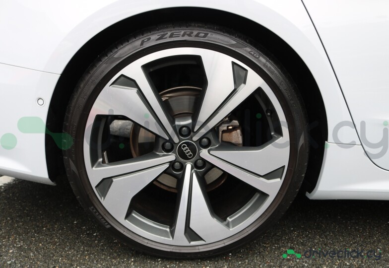 Audi A7 Серый