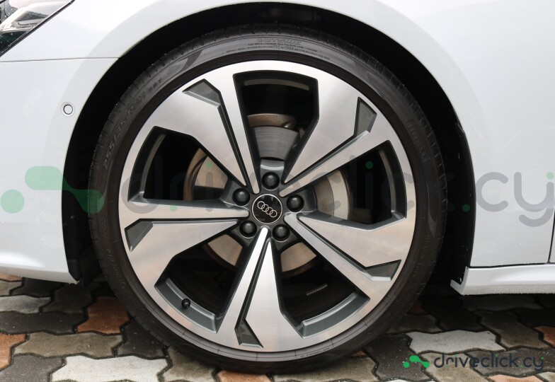 Audi A7 Серый