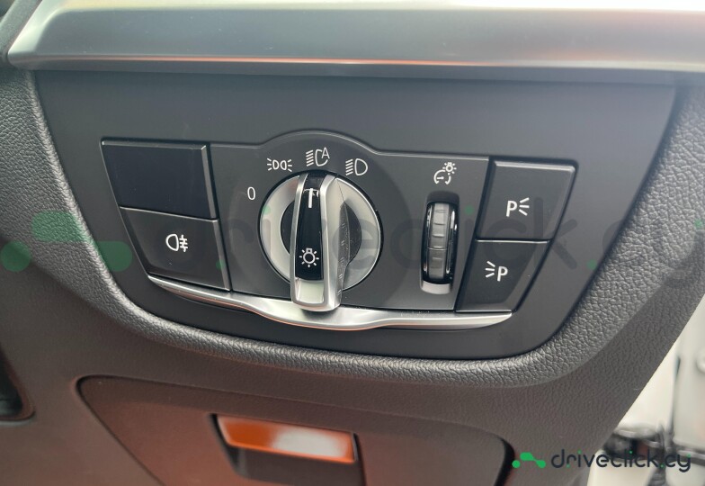 BMW iX3 Белый