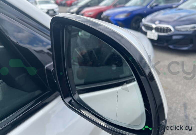 BMW iX3 Белый