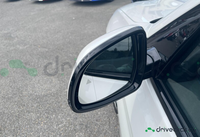 BMW iX3 Белый