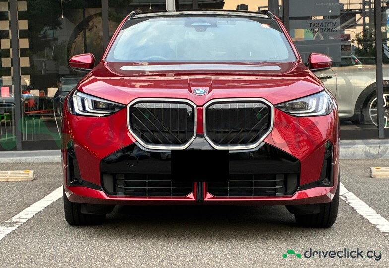 BMW X3 Красный