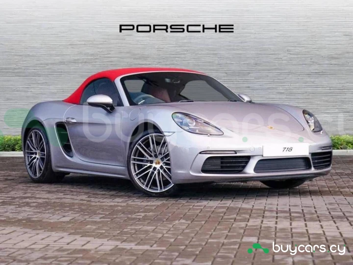 Porsche 718 Boxster White