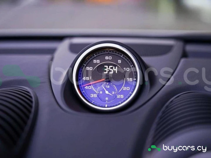 Porsche 718 Boxster White