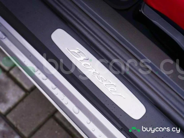 Porsche 718 Boxster White