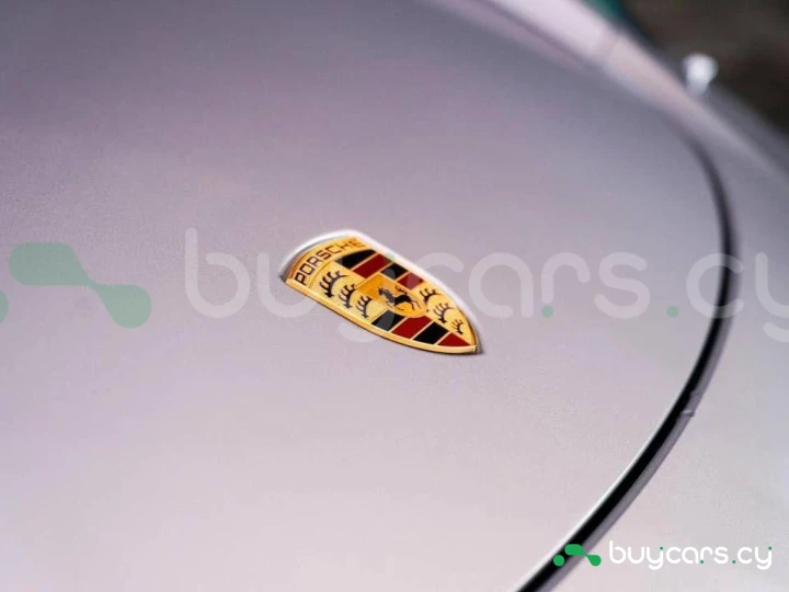 Porsche 718 Boxster White