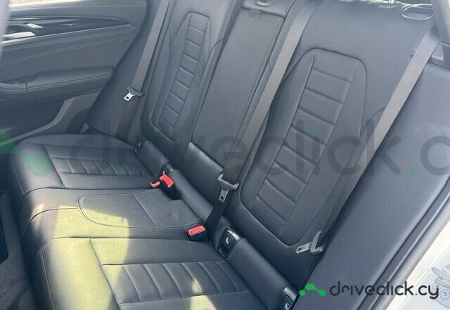 BMW X3 Белый