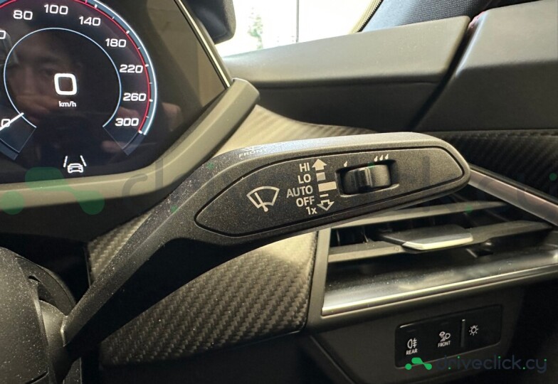 Audi RS e-tron GT Серый