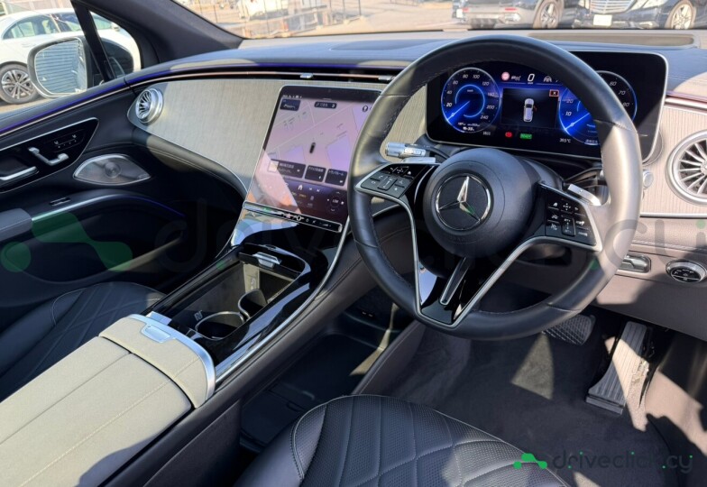 Mercedes EQS SUV Серый