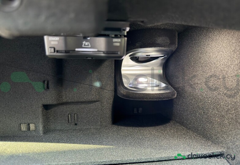 Mercedes EQS SUV Серый
