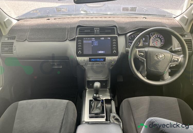 Toyota Land Cruiser Prado Черный