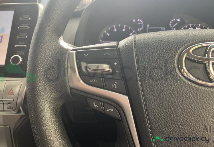 Toyota Land Cruiser Prado Черный