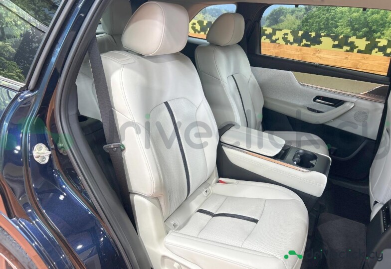 Mazda CX-80 Синий