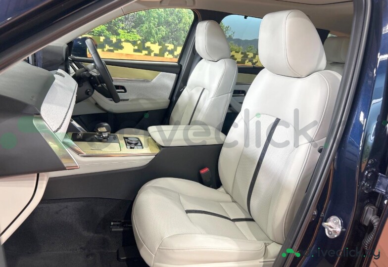 Mazda CX-80 Синий