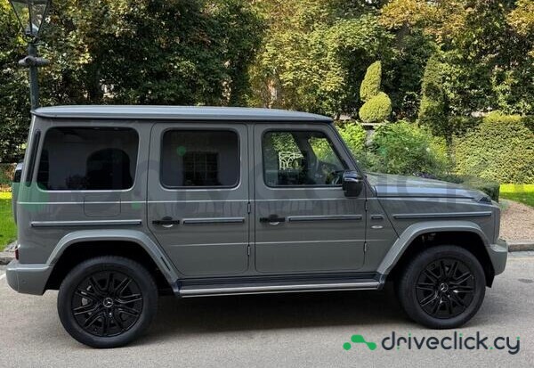 Mercedes G-class Серый
