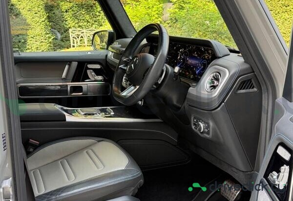 Mercedes G-class Серый