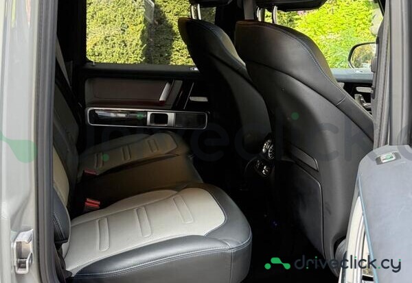 Mercedes G-class Серый
