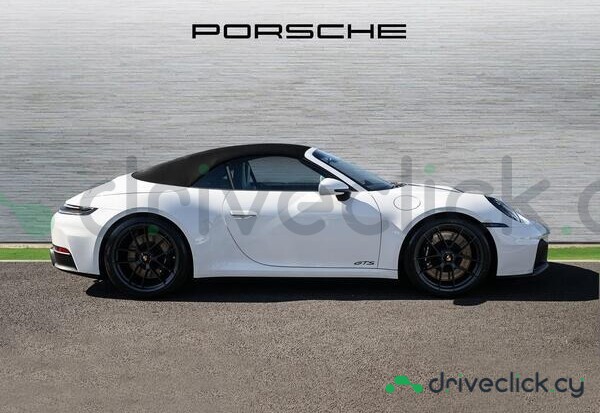 Porsche 911 White