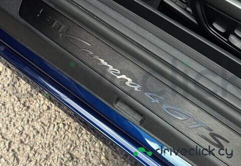 Porsche 911 Blue