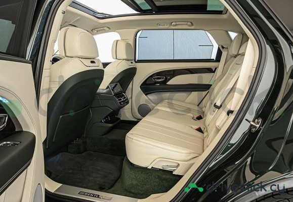 Bentley Bentayga Green
