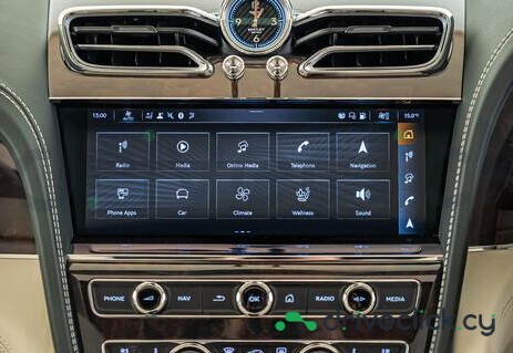 Bentley Bentayga Green