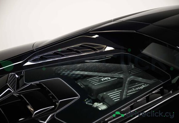 Lamborghini Huracan Black
