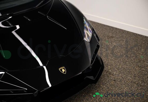 Lamborghini Huracan Black