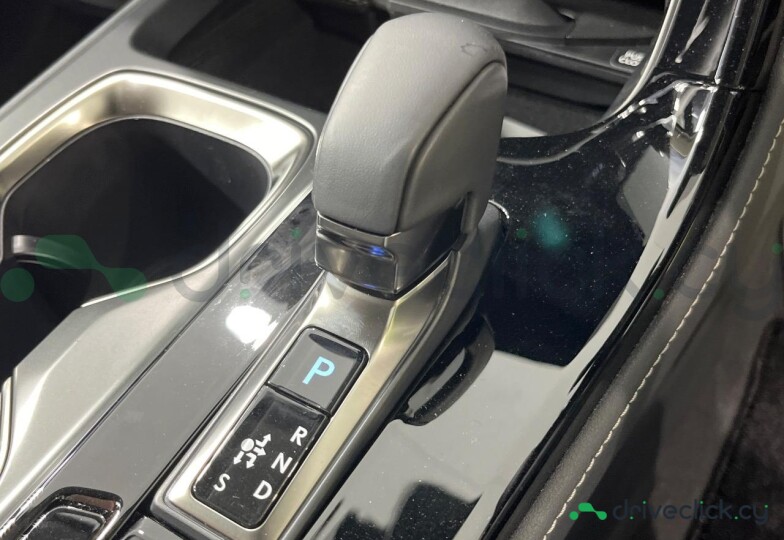 Lexus NX White