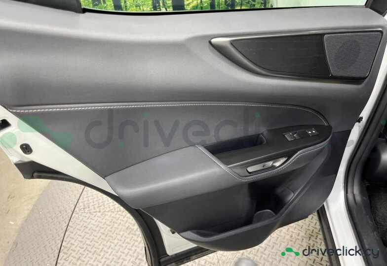 Lexus NX White