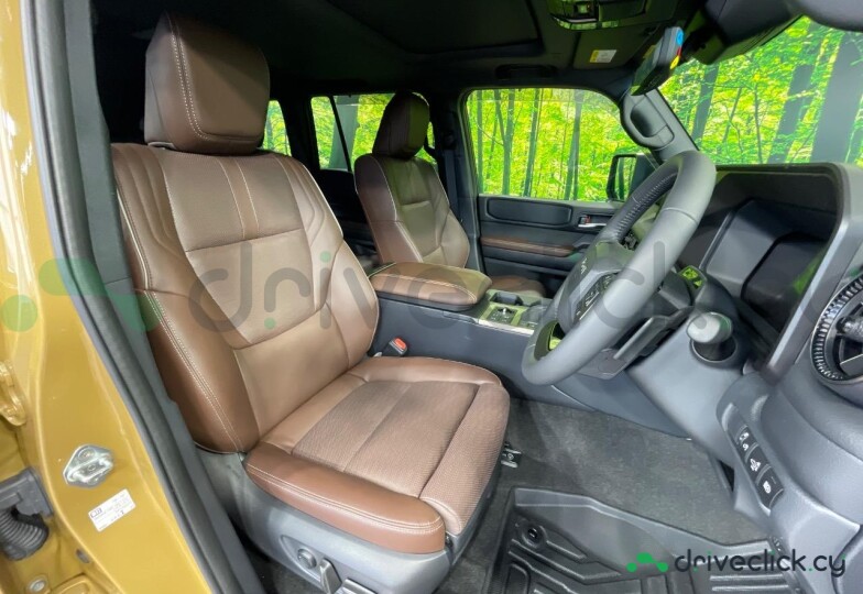 Toyota Land Cruiser 250 Gold