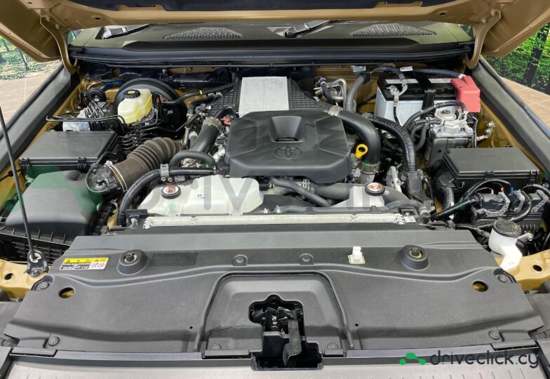 Toyota Land Cruiser 250 Gold